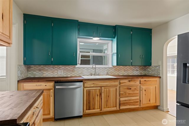 203 S Sprague Street, Ellensburg, WA 98926