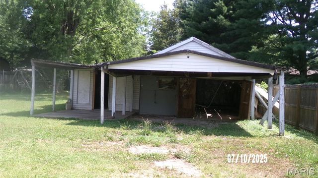 1607 Caseyville Ave., Swansea, IL 62226