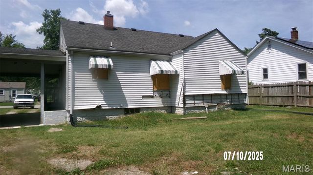 1607 Caseyville Ave., Swansea, IL 62226