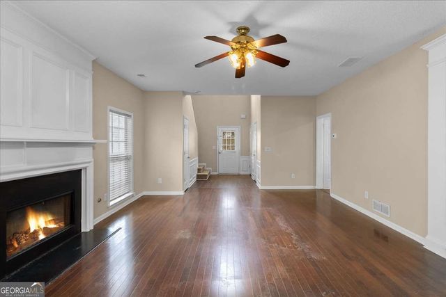 212 Ashland Drive, Woodstock, GA 30189