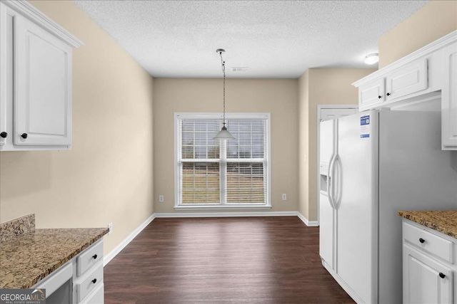 212 Ashland Drive, Woodstock, GA 30189