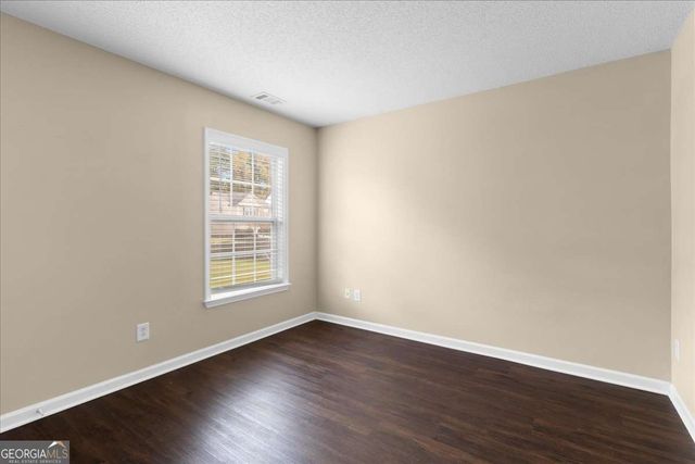 212 Ashland Drive, Woodstock, GA 30189