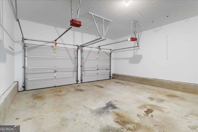 212 Ashland Drive, Woodstock, GA 30189