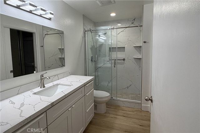 284 Tangelo, Irvine, CA 92618