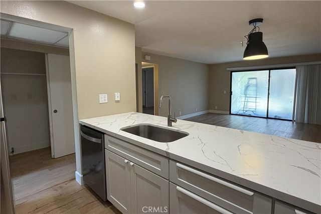 284 Tangelo, Irvine, CA 92618