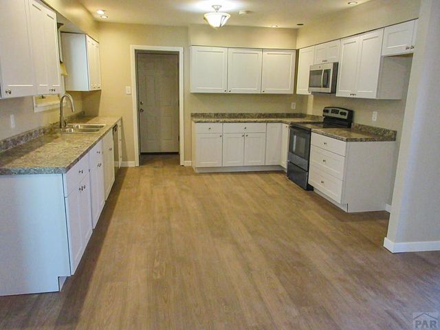 509 S Archdale Dr, Pueblo West, CO 81007