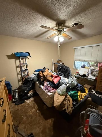 1534 Derek Dr, Olivehurst, CA 95961