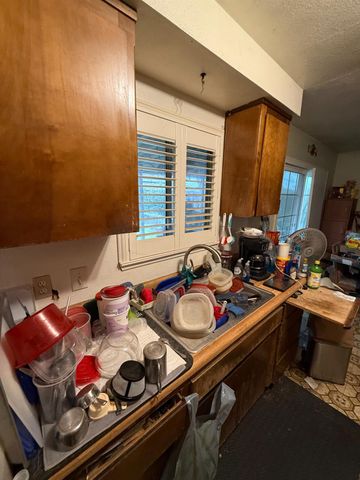 1534 Derek Dr, Olivehurst, CA 95961