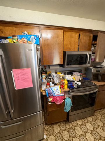 1534 Derek Dr, Olivehurst, CA 95961