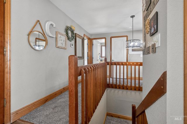 9696 Gloria Rd., Middleton, ID 83644