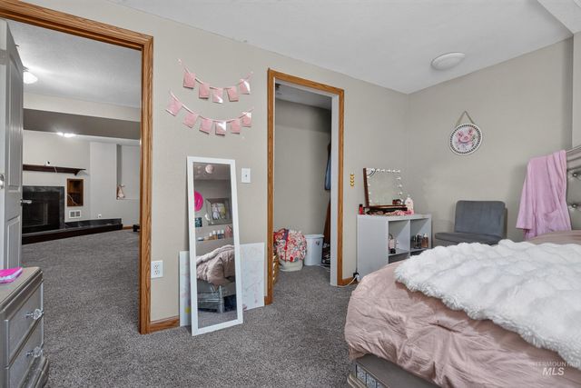 9696 Gloria Rd., Middleton, ID 83644