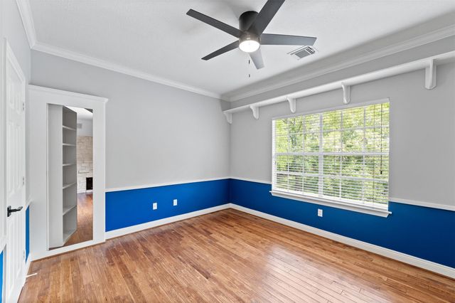 2042 Darby Lane, Fresno, TX 77545