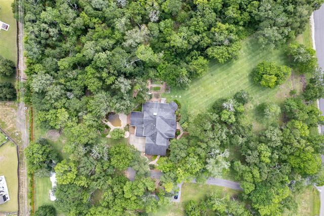 2042 Darby Lane, Fresno, TX 77545