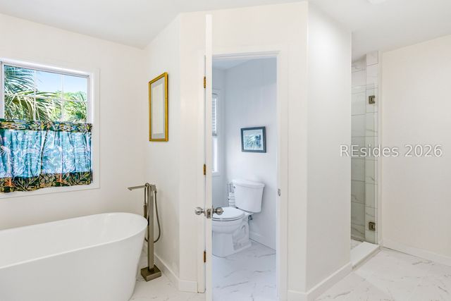 8 Deixler Ln, Hilton Head Island, SC 29928