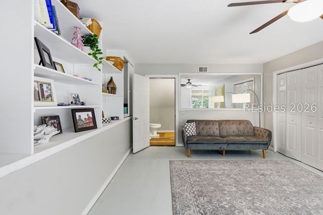 8 Deixler Ln, Hilton Head Island, SC 29928