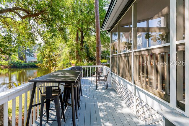 8 Deixler Ln, Hilton Head Island, SC 29928