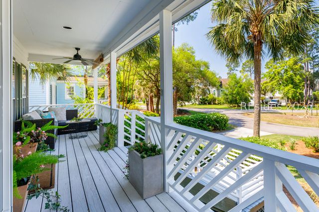 8 Deixler Ln, Hilton Head Island, SC 29928