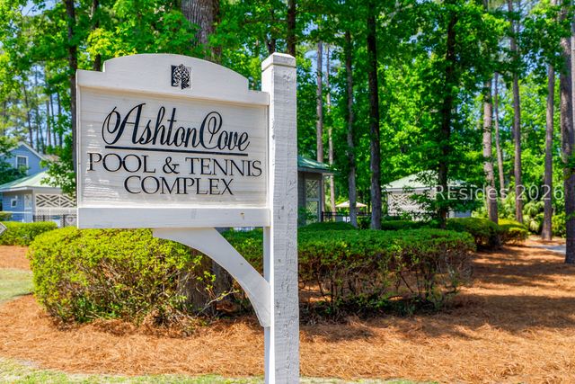 8 Deixler Ln, Hilton Head Island, SC 29928