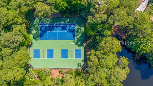8 Deixler Ln, Hilton Head Island, SC 29928