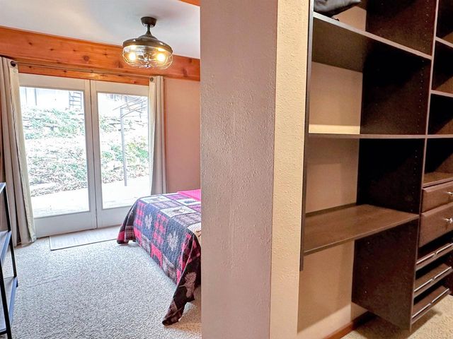 1002 Tangelwood Drive, Mcgregor, IA 52157