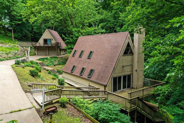 1002 Tangelwood Drive, Mcgregor, IA 52157