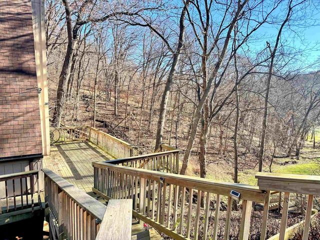 1002 Tangelwood Drive, Mcgregor, IA 52157