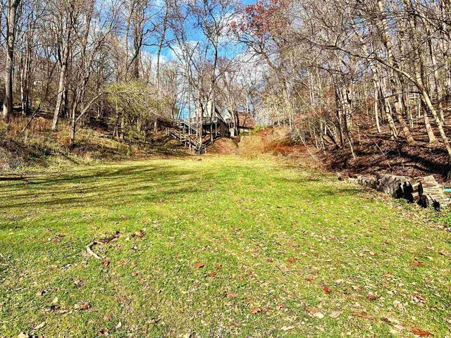 1002 Tangelwood Drive, Mcgregor, IA 52157