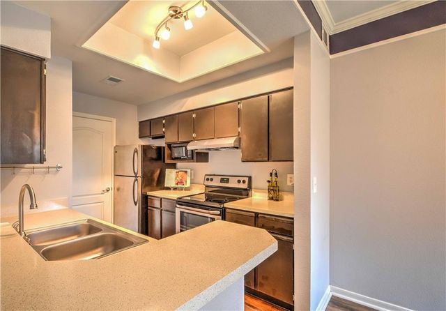 6000 Shepherd Mountain CV 2106, Austin, TX 78730