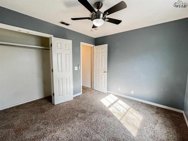 2324 HUNTERS GLEN, Wichita Falls, TX 76306