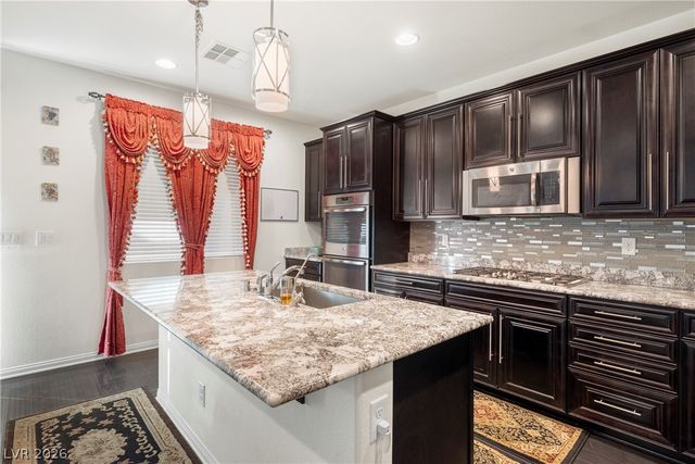 4017 Celebration Cove Street, North Las Vegas, NV 89032