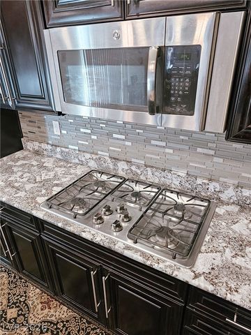 4017 Celebration Cove Street, North Las Vegas, NV 89032