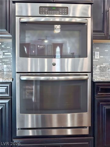4017 Celebration Cove Street, North Las Vegas, NV 89032
