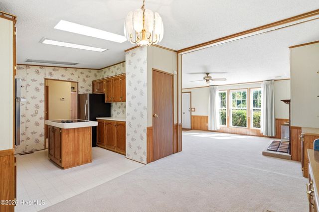 136 Champion Drive, Hampstead, NC 28443