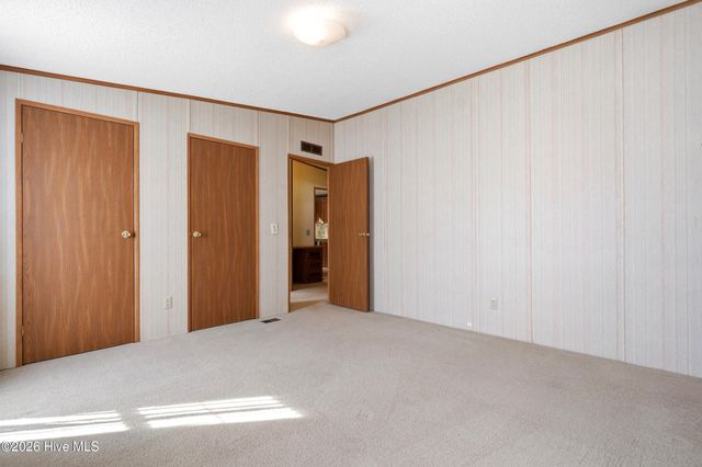 136 Champion Drive, Hampstead, NC 28443
