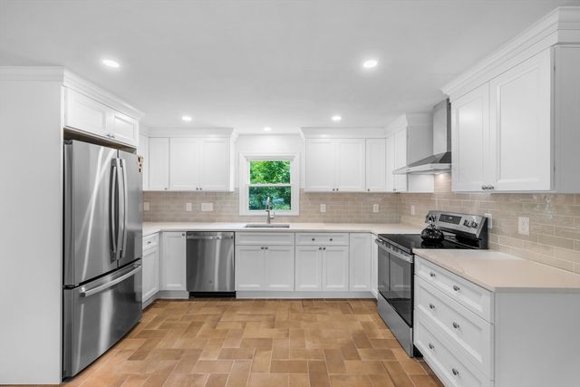55 Dibble Road, Lynn, MA 01904