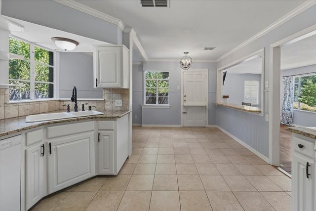 3808 Trail Lake Drive, Fort Worth, TX 76109