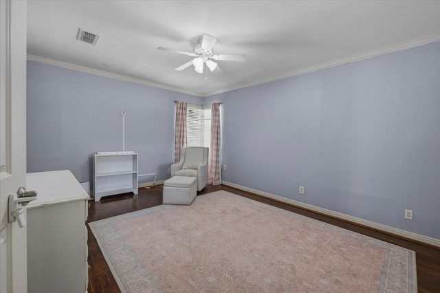 3808 Trail Lake Drive, Fort Worth, TX 76109