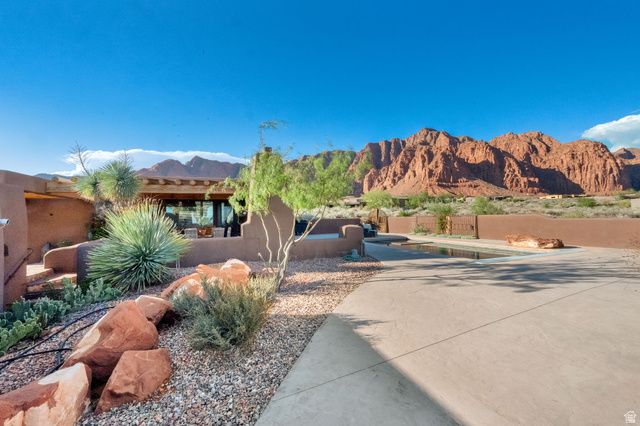 1060 W WINTOOK DR, Ivins, UT 84738