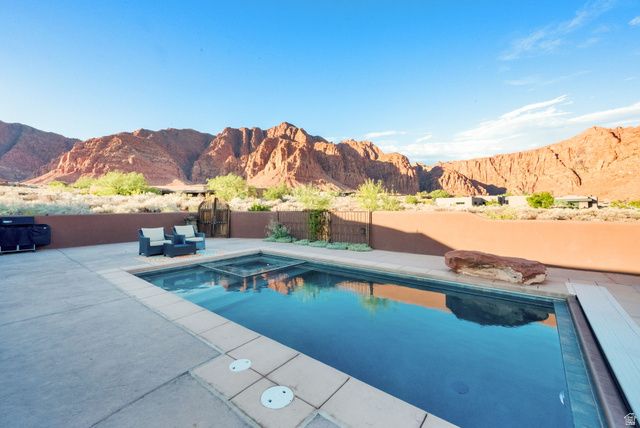 1060 W WINTOOK DR, Ivins, UT 84738