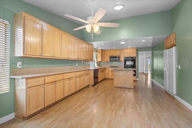 3795 Kelton Drive, Oceanside, CA 92056