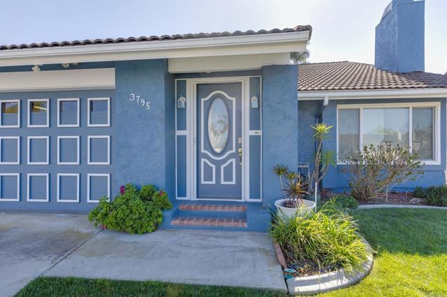 3795 Kelton Drive, Oceanside, CA 92056
