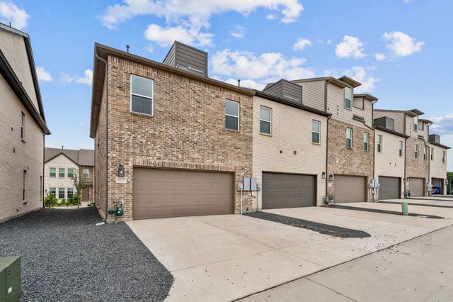 2215 Adena Springs Drive, Allen, TX 75013