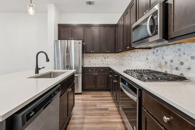 2215 Adena Springs Drive, Allen, TX 75013