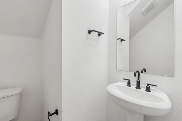 2215 Adena Springs Drive, Allen, TX 75013