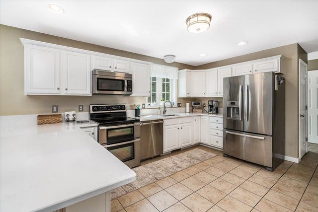155 Wallace Road, Bedford, NH 03110