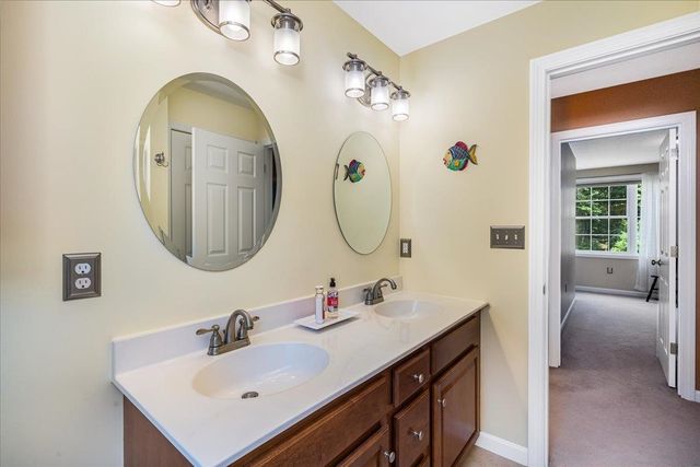 155 Wallace Road, Bedford, NH 03110