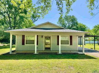 308 N Dogwood St., Ore City, TX 75683