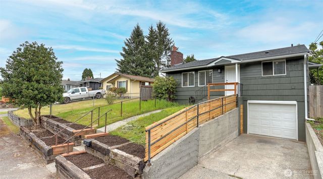 7039 S L Street, Tacoma, WA 98408