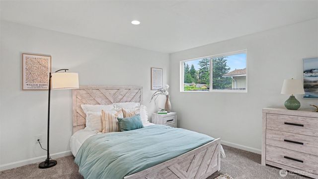 7039 S L Street, Tacoma, WA 98408