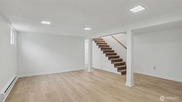 7039 S L Street, Tacoma, WA 98408